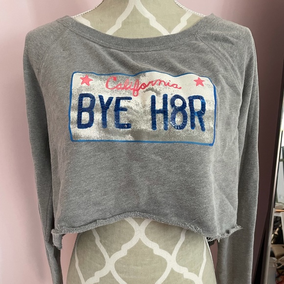 Oversized cozy crop gray sweatshirt - Picture 2 of 7